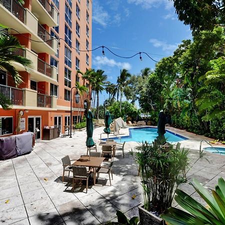 The Mutiny Luxury Suites Hotel Miami Exterior photo