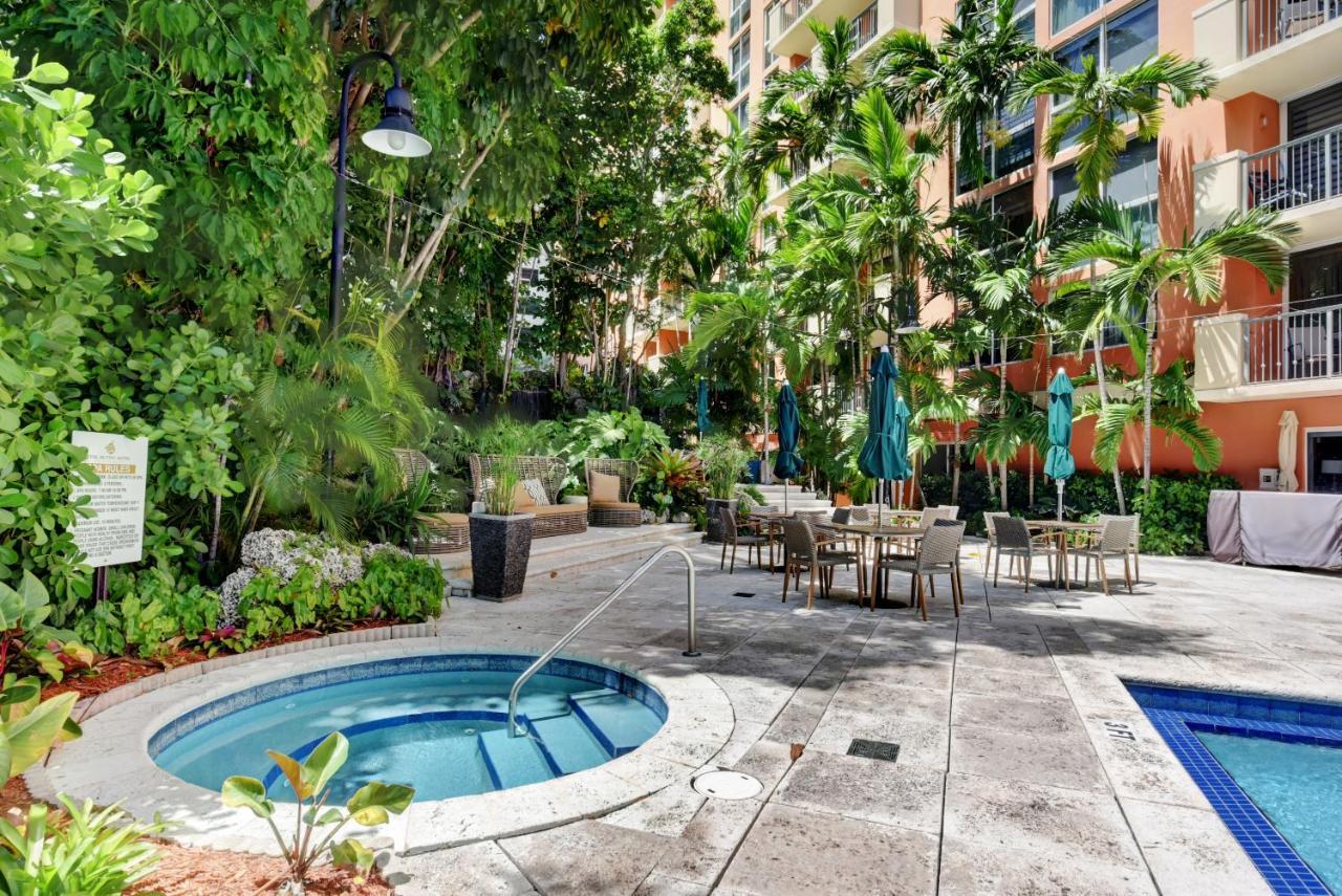 The Mutiny Luxury Suites Hotel Miami Exterior photo