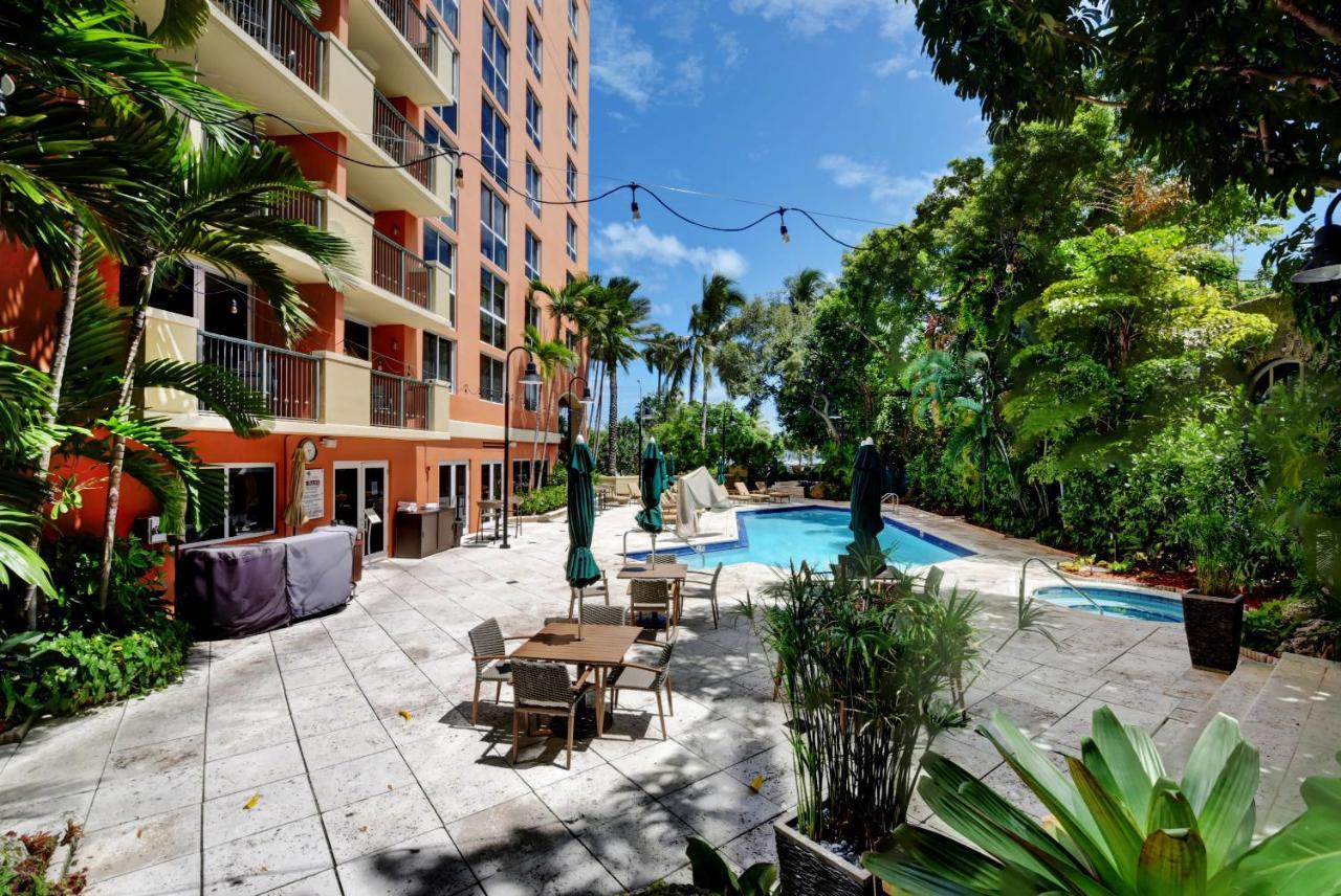 The Mutiny Luxury Suites Hotel Miami Exterior photo